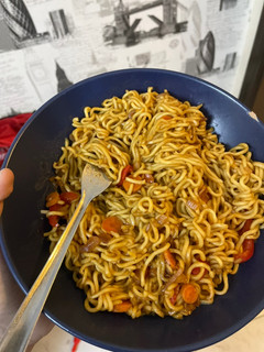 صورة لوصفة اندومي بالخضار 🍜