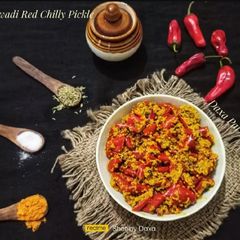 A picture of Kathiyawadi Red Chilli Pickle.
