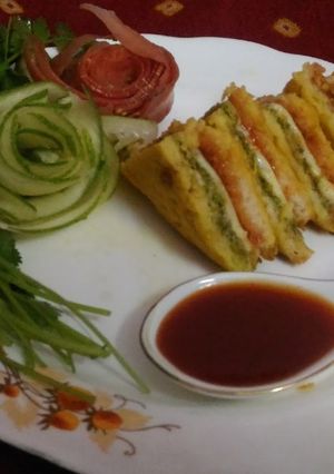 A picture of Tri colour bread fritters.