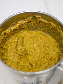 ஹோட்டல் ஸ்டைல் புதினா சட்னி (pudina chutni Recipe in Tamil) செய்முறை முக்கிய புகைப்படம்