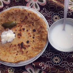 A picture of Aloo wala paratha.
