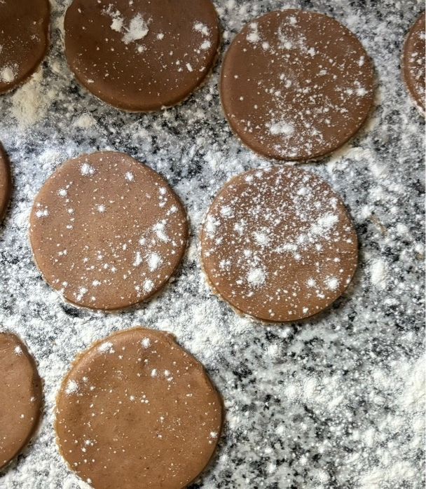 Una foto de Tapas para alfajores (integrales opcional)