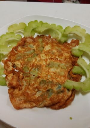 รูปของ ไข่เจียวมะระ (Omlet with bitter Gourd)