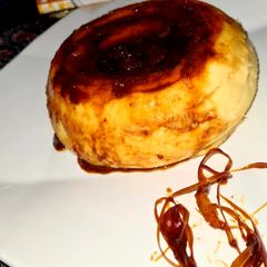 A picture of Caramel pudding.