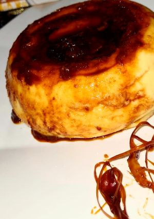 A picture of Caramel pudding.