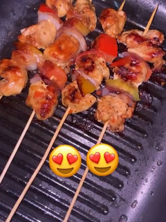 A picture of Chicken kebab.