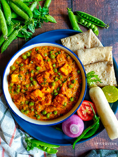મટર પનીર (Matar paneer recipe in Gujarati) રેસીપી મુખ્ય ફોટો