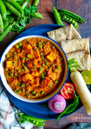 મટર પનીર (Matar paneer recipe in Gujarati) રેસીપી મુખ્ય ફોટો