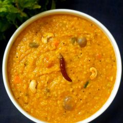 A picture of Sambar rice/sadam.