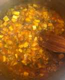 Pisto en salsa de pimientos choriceros