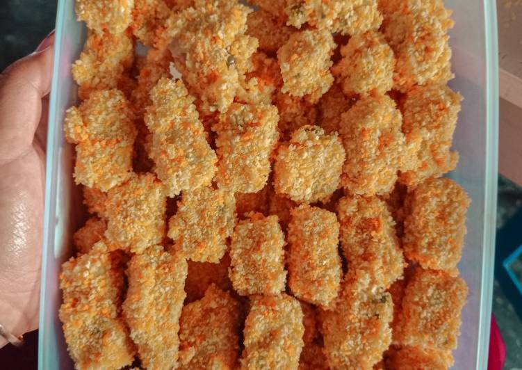 Bagaimana Menyiapkan Nugget Ayam Sayur, Sempurna