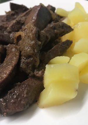 Resztelt máj recept fotója