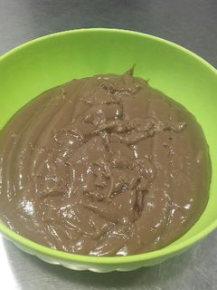 عکسی از دستور کرم قنادی با شکلات شیری