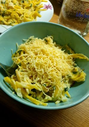 Spenótos-sonkás gluténmentes tészta recept fotója