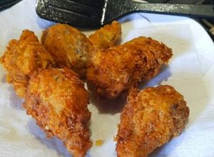 Una foto de Pollo kfc