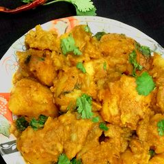 A picture of Aaloo dum(potato curry).