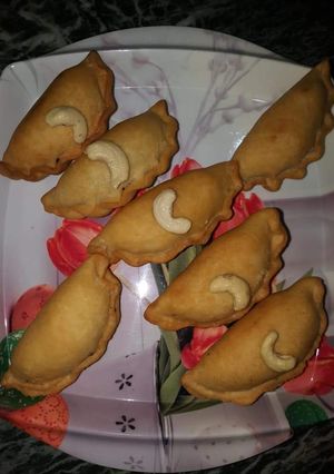 Gujiya रेसिपी मुख्य फोटो