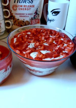 Epres-mákos tiramisu pohárkrém recept fotója