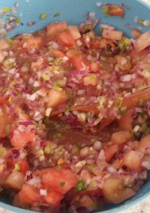 Una foto de Pebre Chileno