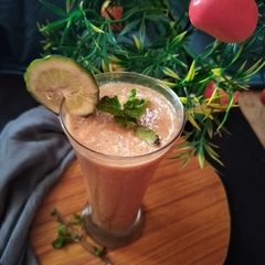 A picture of Mixed fruit juice.