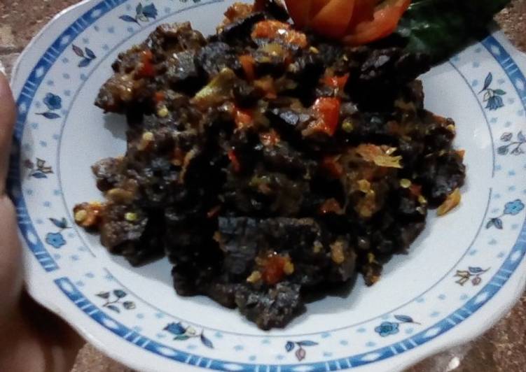 Cara Gampang Menyiapkan Paru goreng sambal bawang, Menggugah Selera