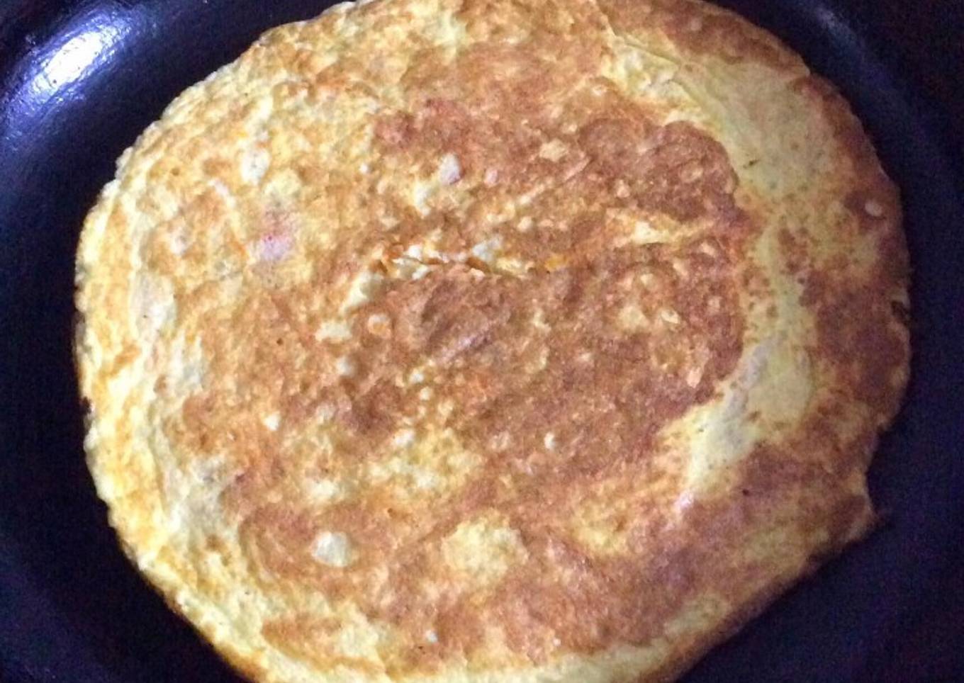 Tortilla de huevo saludable con zanahoria