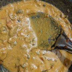A picture of Mushroom masala.