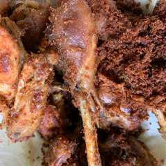 รูปของ Ayam goreng lengkuas