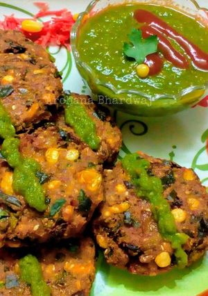 A picture of Channa Dal Kebab with Spicy and Sweet Molli Dhaniya Chutney.