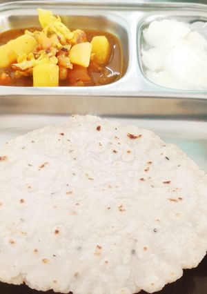 A picture of Rice flour paratha.