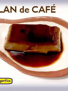 Una foto de Flan de café