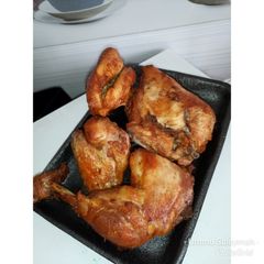 A picture of Fried Chicken😋.