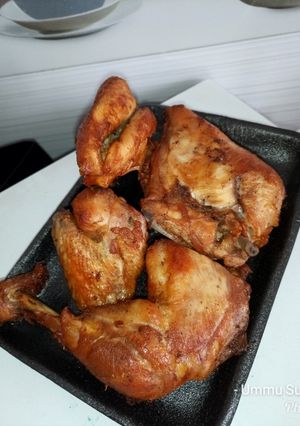 A picture of Fried Chicken😋.