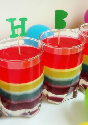 عکسی از دستور ژله رنگین کمان لیوانی