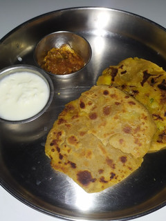 ஆலு பரோட்டா(aloo parotta recipe in tamil) செய்முறை முக்கிய புகைப்படம்