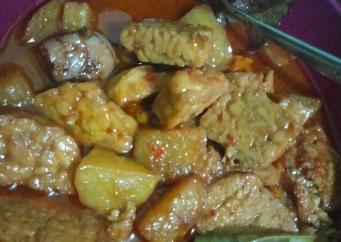 Semur tahu tempe kentang edisi hemat