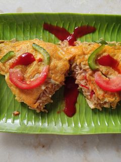 ম্যাগি ওমলেট (Maggi omelette recipe in Bengali) রেসিপির প্রধান ছবি