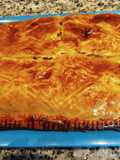 Empanada de atún con pimientos del piquillo y huevo duro