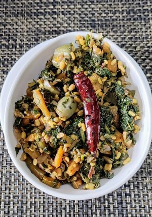 A picture of Amaranthus, Veggies and Lentil Dry Curry.