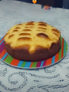 Una foto de Torta matera con crema pastelera