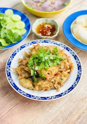 Hình của món Cá Cơm Sữa Chiên Giòn.