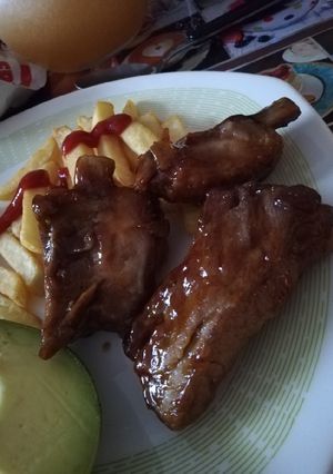 Una foto de Costillitas de cerdo en salsa de BBQ