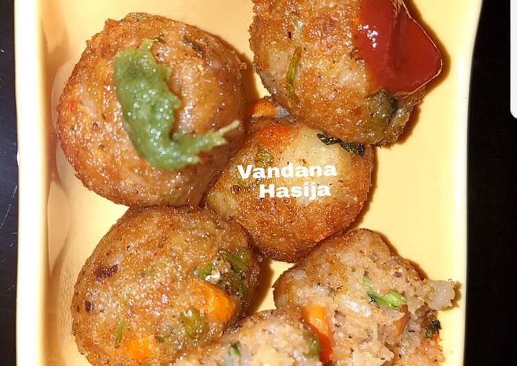 Recipe of Homemade Dry fruits fritters