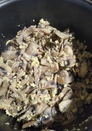 Una foto de Revuelto de champiñones con bacon