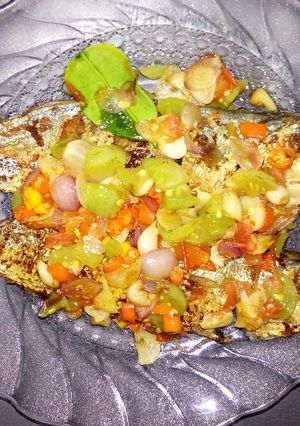 Foto resep 16. Ikan kembung siram bumbu by. Mumara
