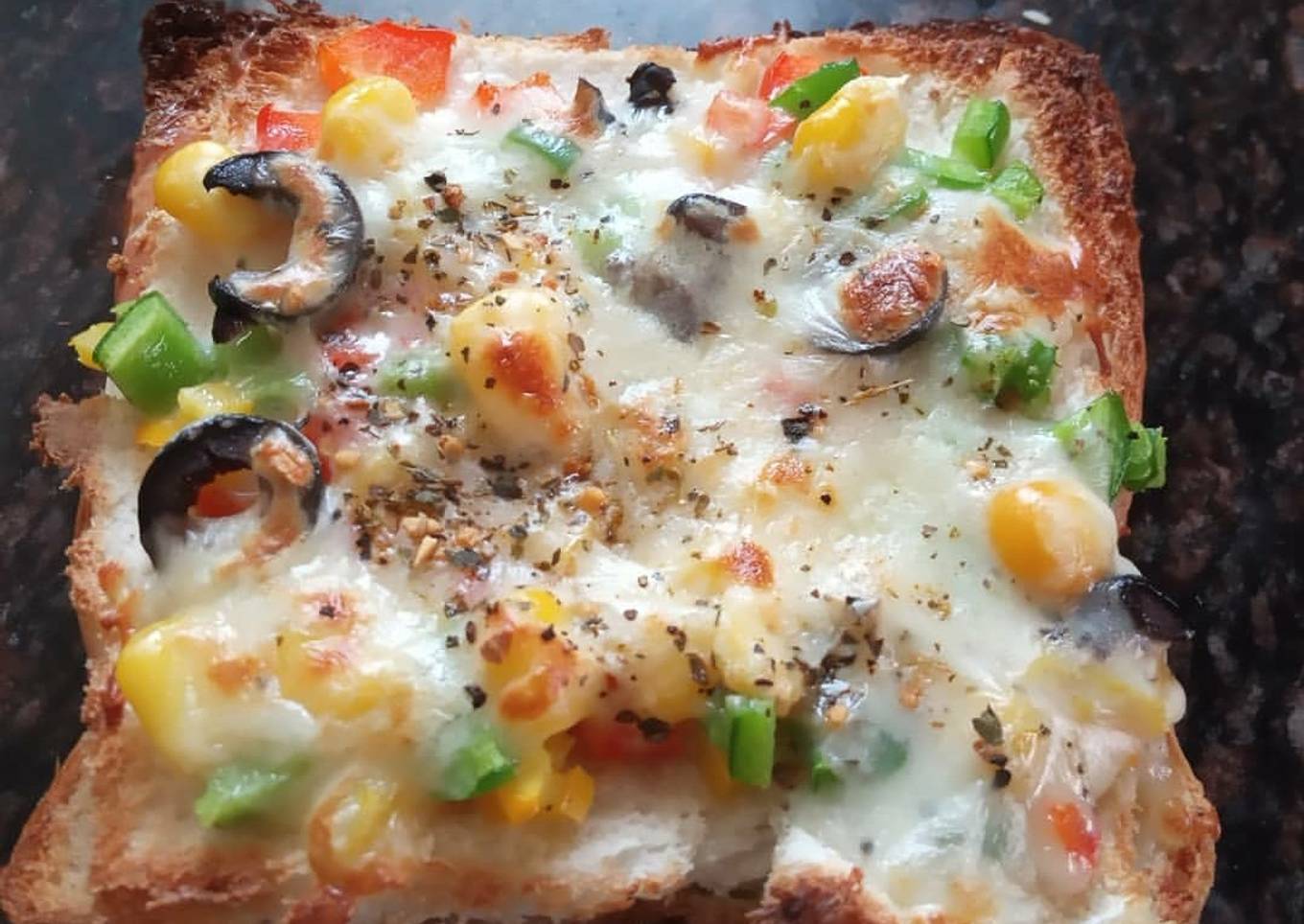 Bread pizza