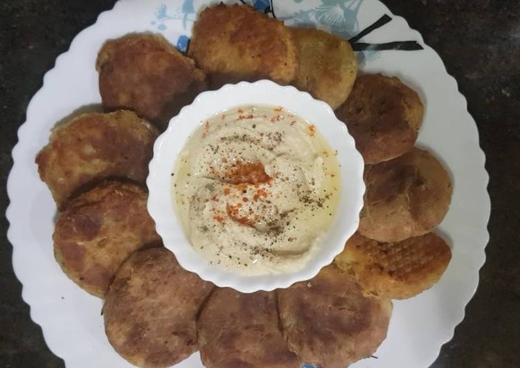 Chickpeas healthy falafel &amp; hummus