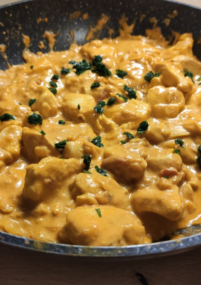 Una foto de Pollo al curry