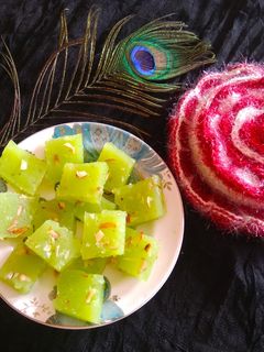 Karachi halva રેસીપી મુખ્ય ફોટો