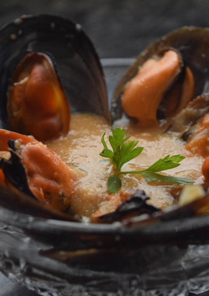 Una foto de Mejillones en salsa